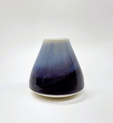 Amethyst Lull Vase- Rachel de Conde Amethyst Lull Vase- Rachel de Conde