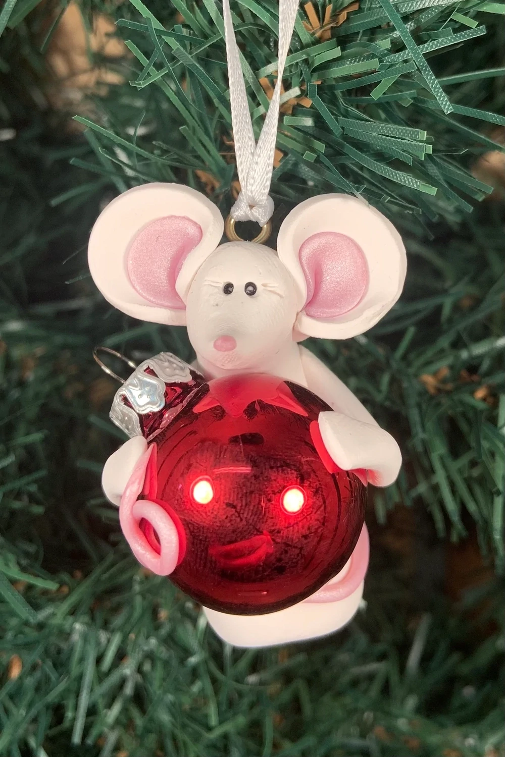 Clay Mouse with Red Ornament