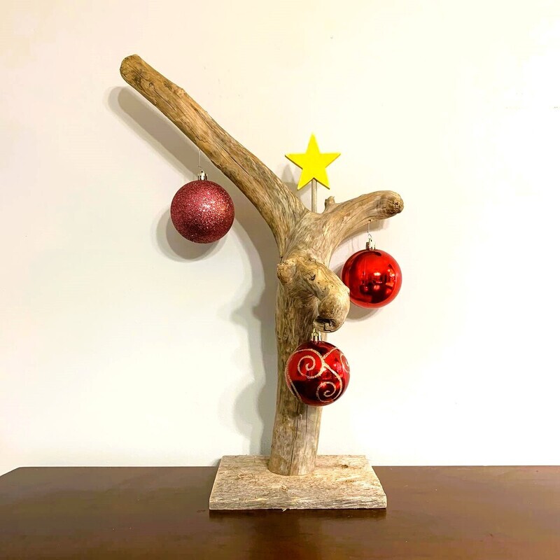 3 Christmas Balls and Star Driftwood Tower- Jerry Walsh