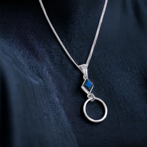 Bonnie Necklace in Labradorite- Elizabeth Burry Design