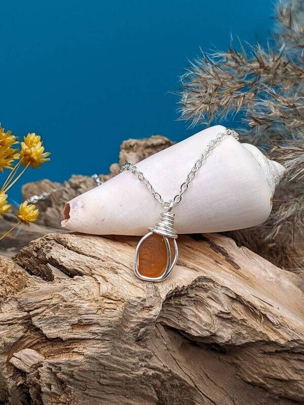 Small Amber Seaglass Pendant- Kim's Beachy Designs 