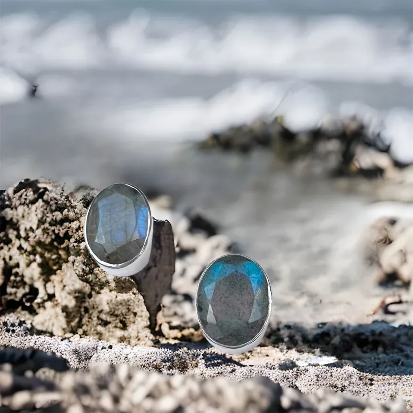 Lily Stud Earring - Elizabeth Burry Design