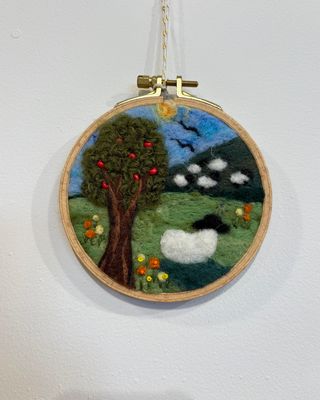 Small Felted Wall Art in a Hoop - Sheep - Magic of Wool