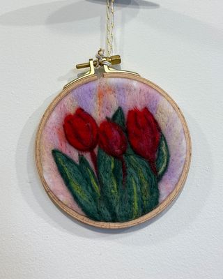 Small Felted Wall Art in a Hoop - Tulips - Magic of Wool