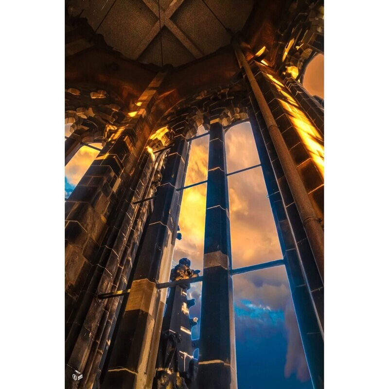 Hamburg Foto Datei - Turmspitze des Mahnmals St. Nikolai , Breite 100 cm - zum Selbstdruck