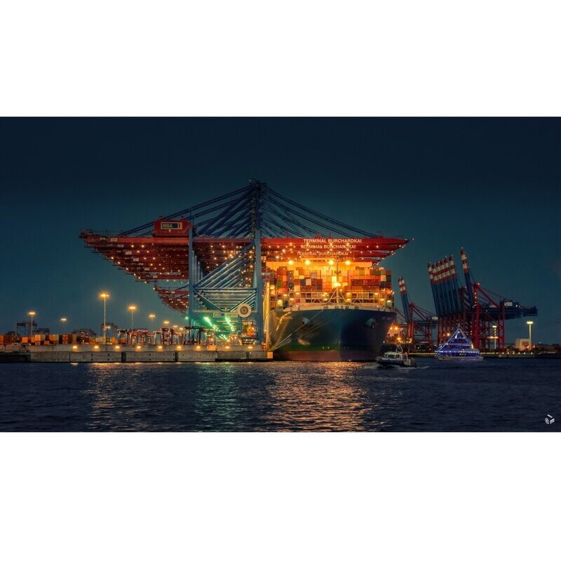 Hamburg Foto Datei - Containerschiff beim Löschen, Abmessung nach Wunsch, max. Höhe 119,1 cm x Breite 211,67 - zum Selbstdruck, Lieferung per filesharing Hamburg Foto Datei - Containerschiff beim Löschen, Abmessung nach Wunsch, max. Höhe 119,1 cm x Breite 211,67 - zum Selbstdruck, Lieferung per filesharing