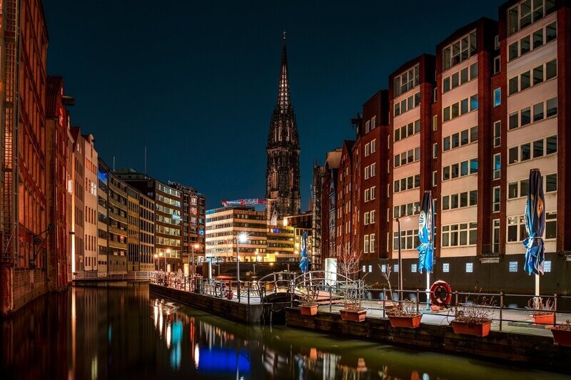 Foto Datei Wunschgröße - Nikolaifleet mit Nikolaikirche