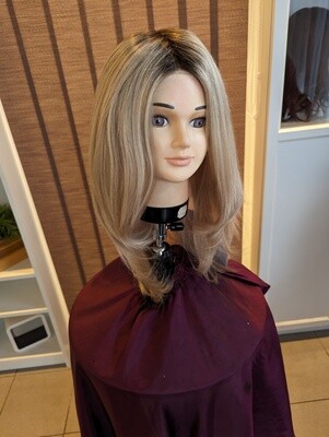 Designer Perücke Alexis Fair Fashion 6R16/613 Designer Perücke Alexis Fair Fashion 6R16/613