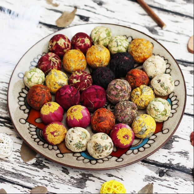 Perles de fleurs ( assortiment de 8 perles )