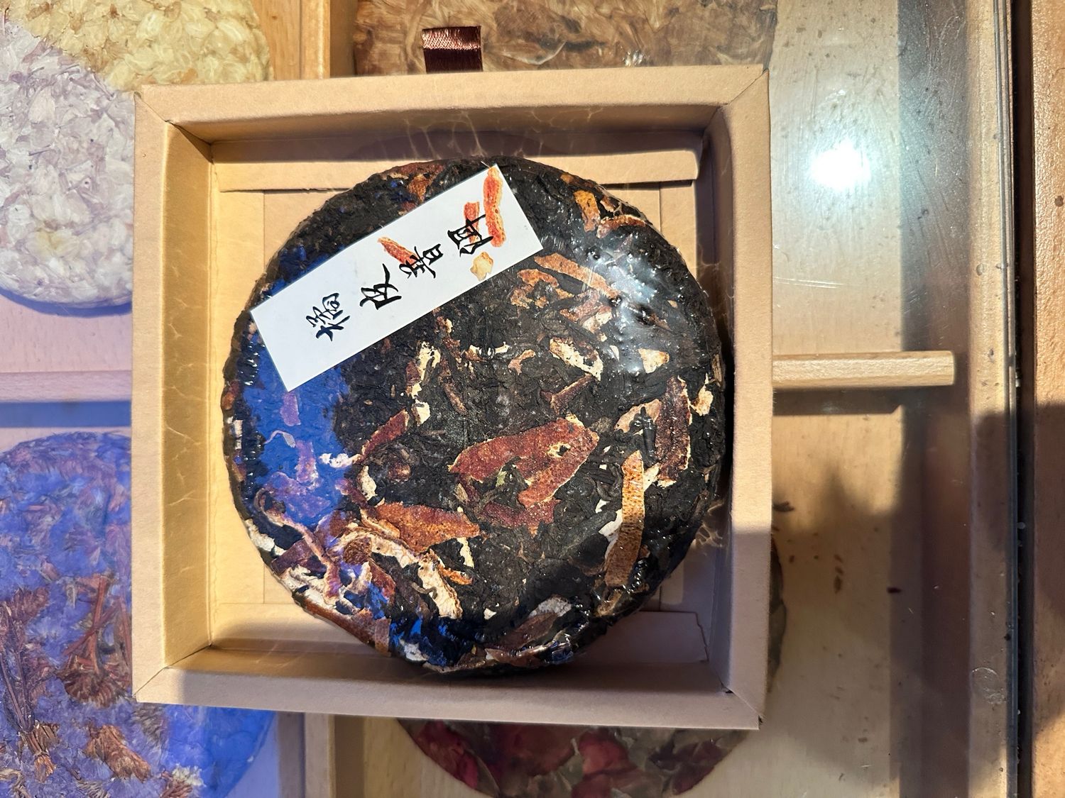Galette de thé noir aux écorces de mandarine