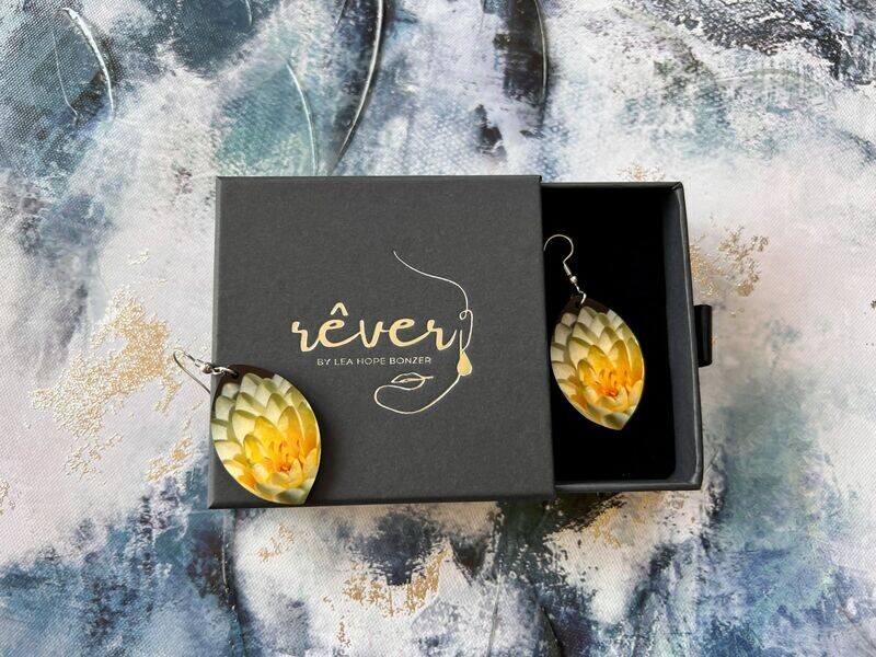 confidence  ~ dangling earrings