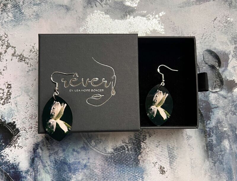 blithe ~ dangling earrings