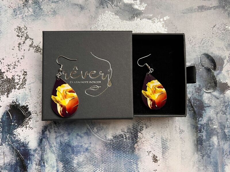 nesta  ~ dangling earrings