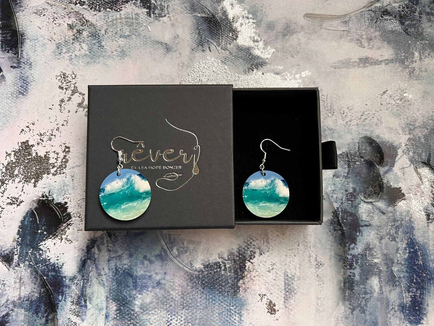 janty  ~ dangling earrings