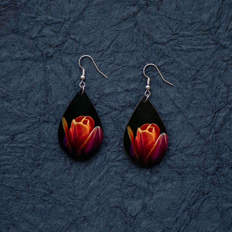 igneous  ~ dangling earrings