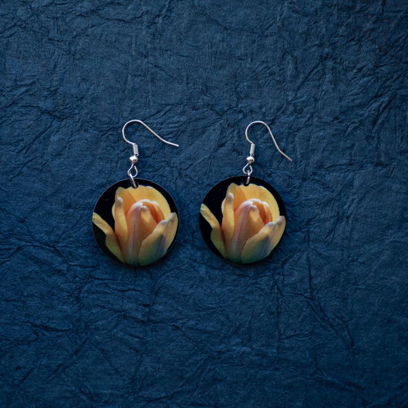 titan  ~ dangling earrings