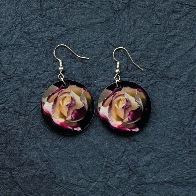 eunoia  ~ dangling earrings