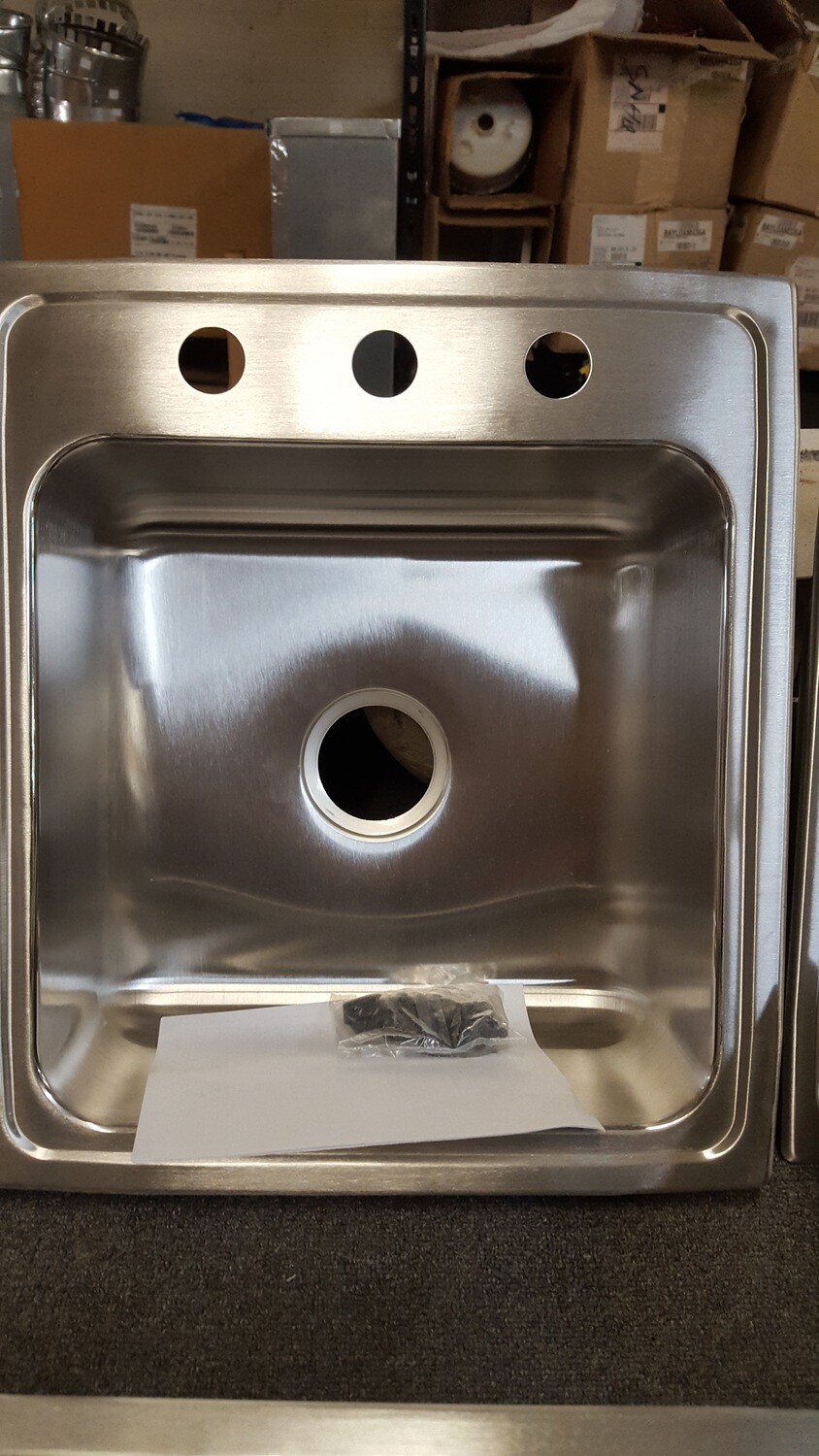 Elkay Stainless Sink 19.5x22x7.625&quot;
