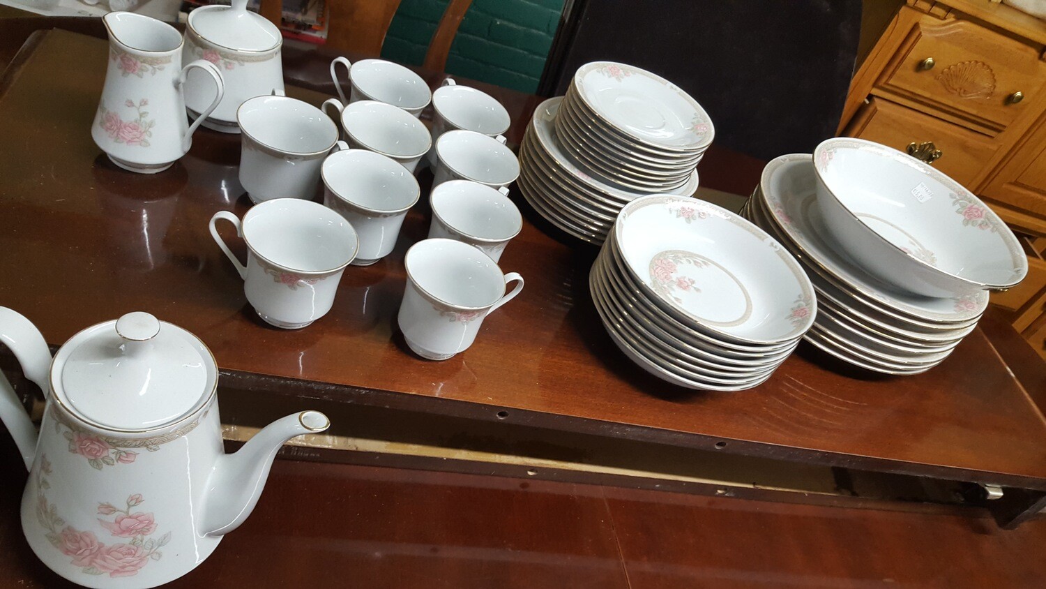 Crown Ming China, 45 pc (w)