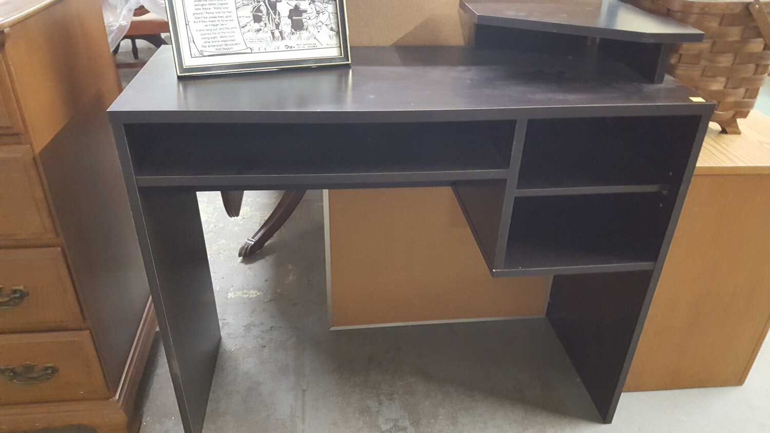 Black Desk with small shelf (O)