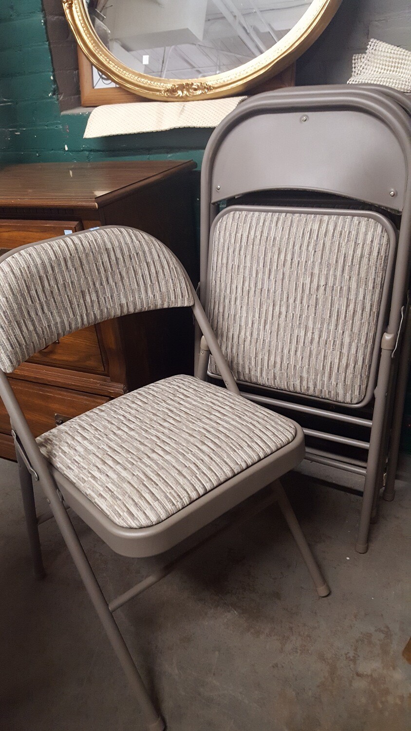 Padded folding chairs, set of 4 (B)