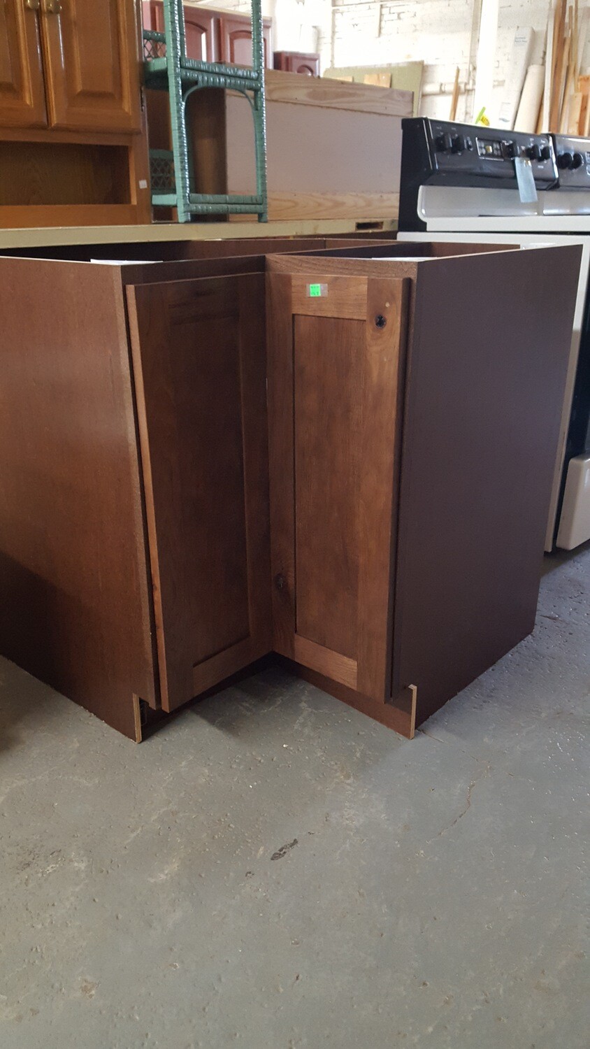 New Hickory Corner with lazy susan (CL)