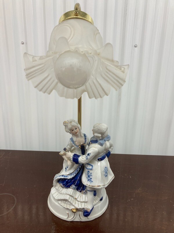 Vintage Porcelain Lamp with Colonial Couple, 18" #2008
