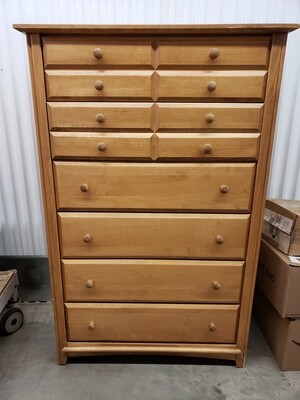 Light wood Dresser, 6 drawer #2324