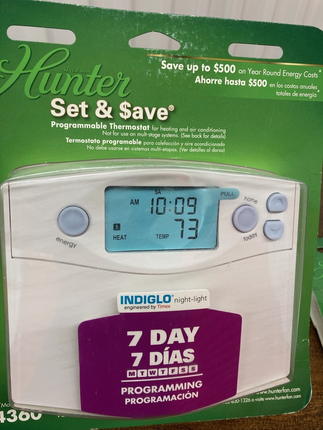 Hunter Set & Save Programmable Thermostat, new #2314