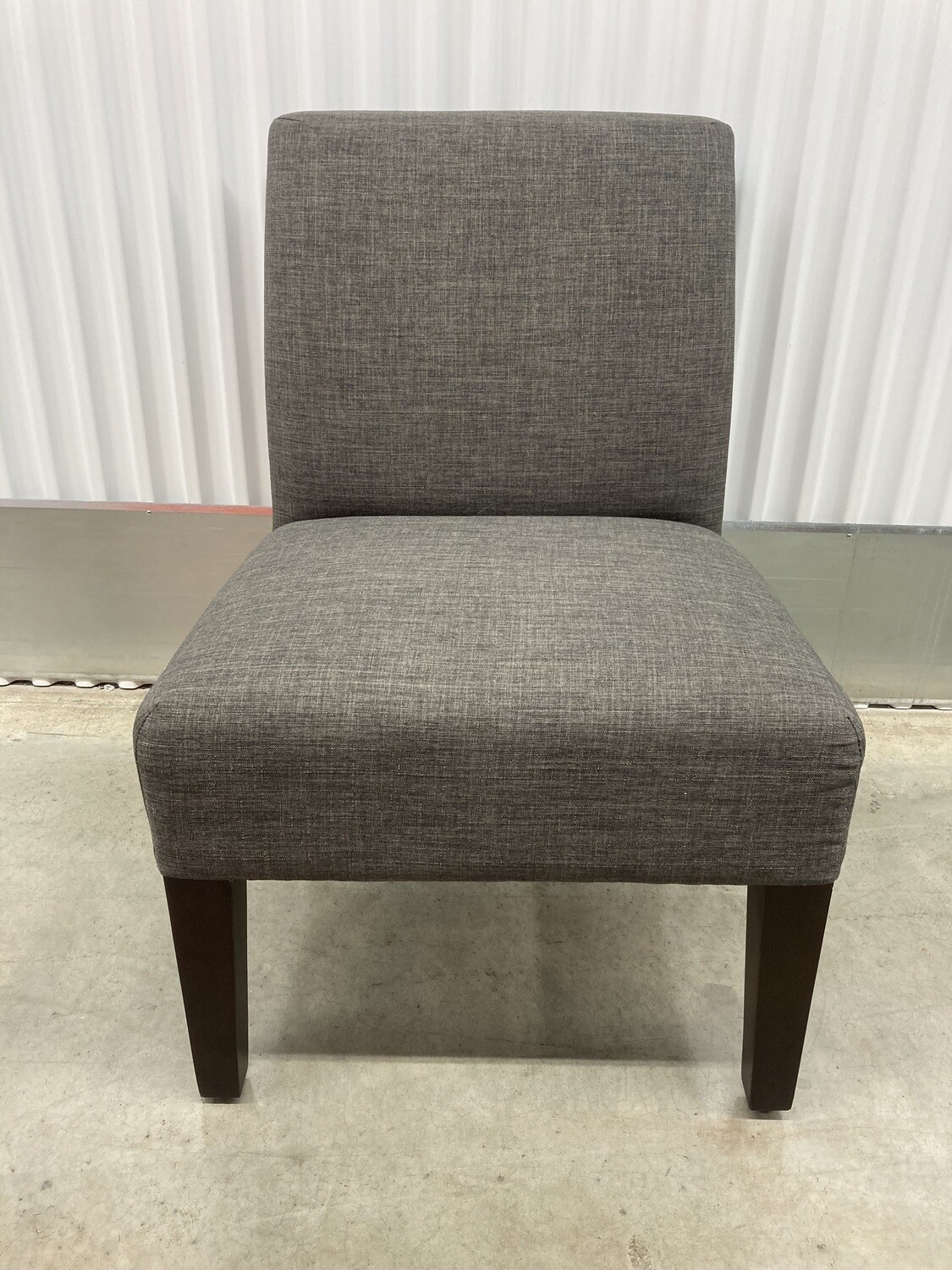 Slipper Chair, gray, like new #2198