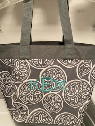 Gray "Wood Block" pattern Tote by Thirty-one #2314