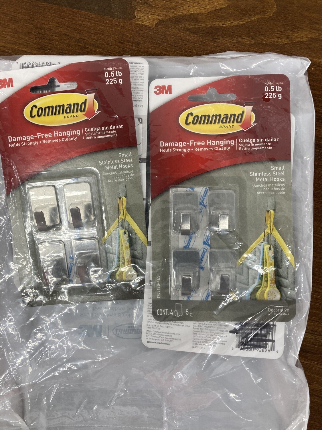 Command Metal Hanging Strips, bag of 16 #2314
