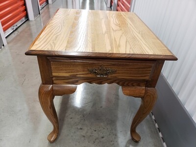Oak End Table, by Kincaid #2131