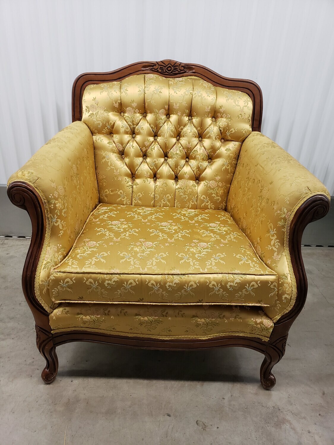 Gold Arm Chair with antique look #2118
