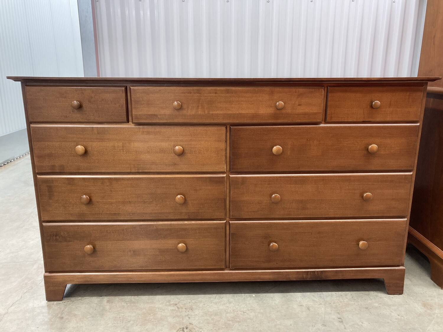 Moosehead 9-drawer Maple Dresser #2324