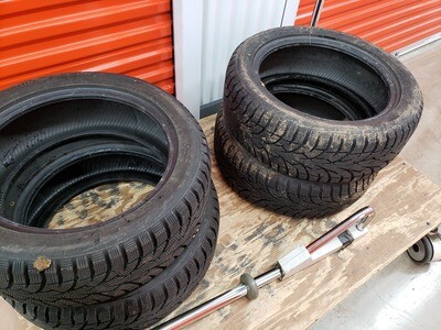Toyo Radial Snow Tires 185/55R16, used less than 1 season #2213