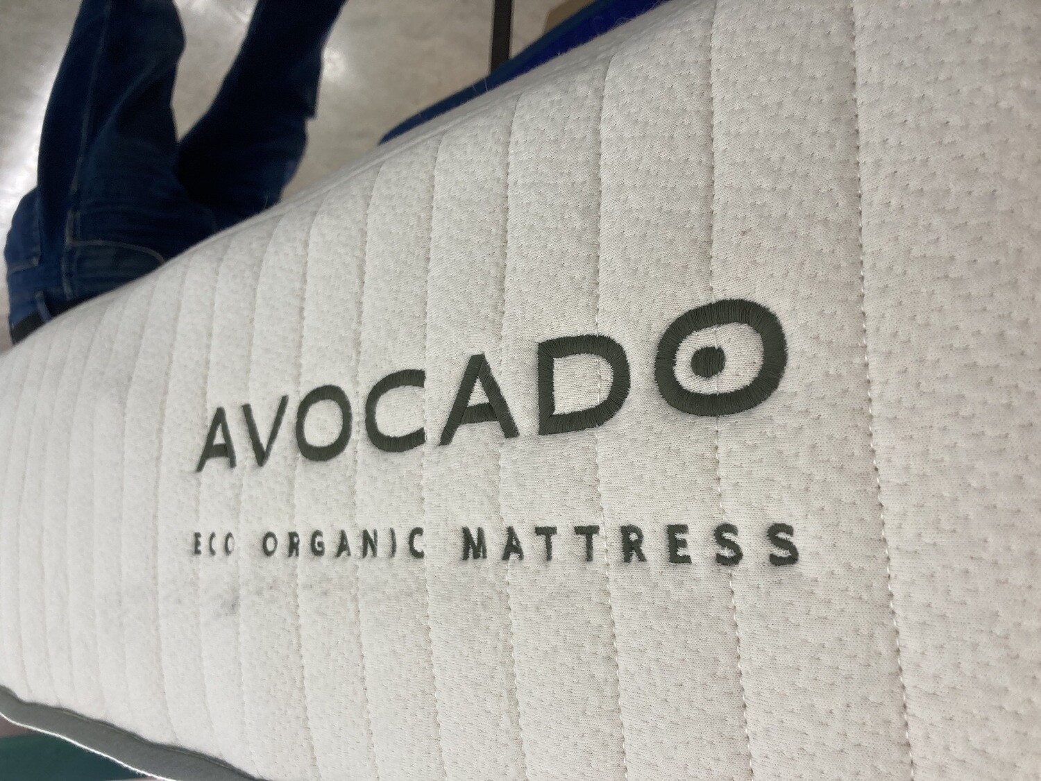 Avocado QUEEN Eco Organic trial Mattress, small stain (QN0601-0316) #