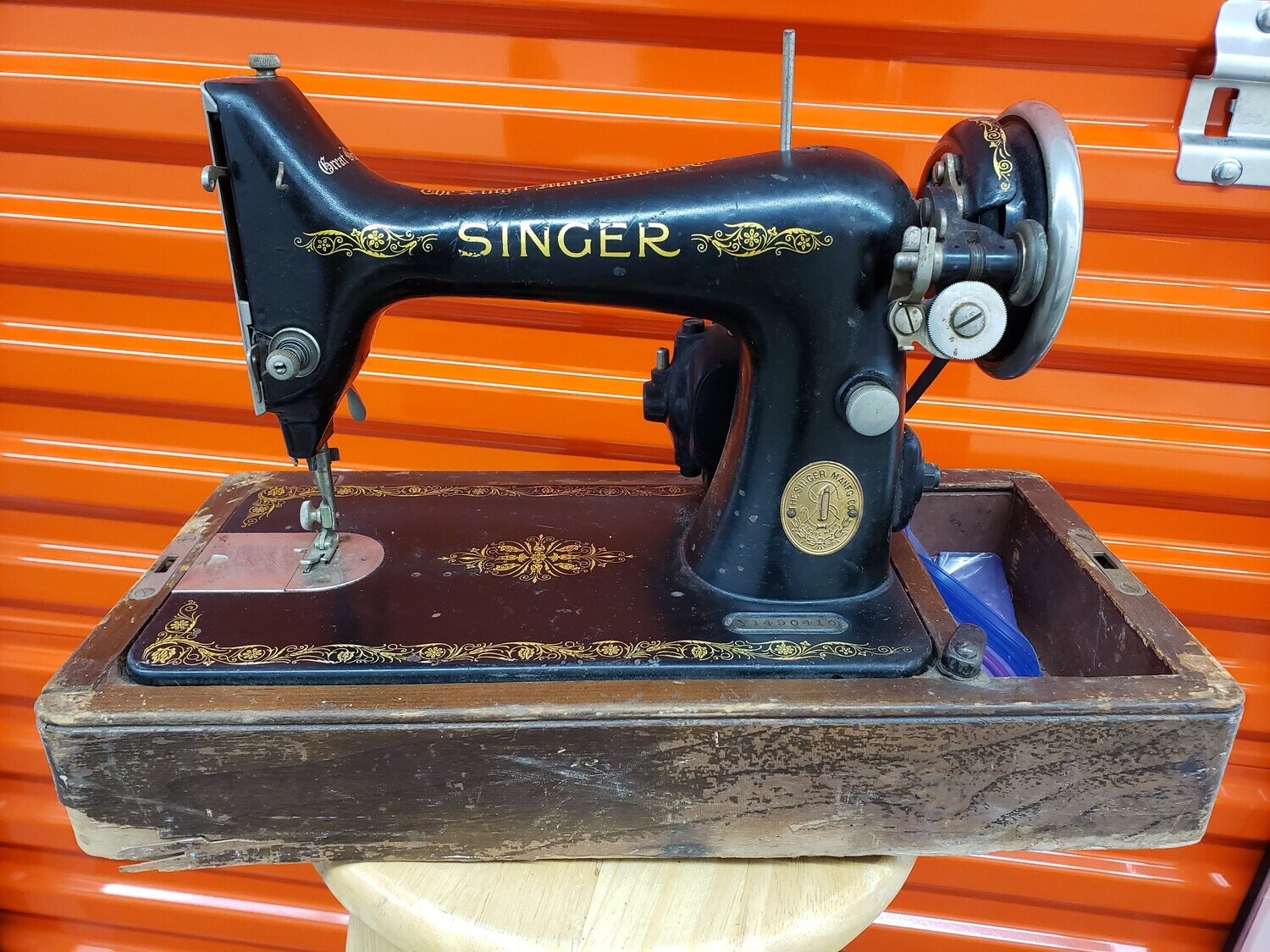 Singer Portable Antique Sewing Machine #2314