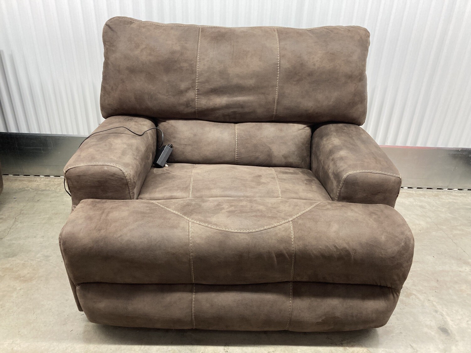 Extra Wide Electric Recliner #2133