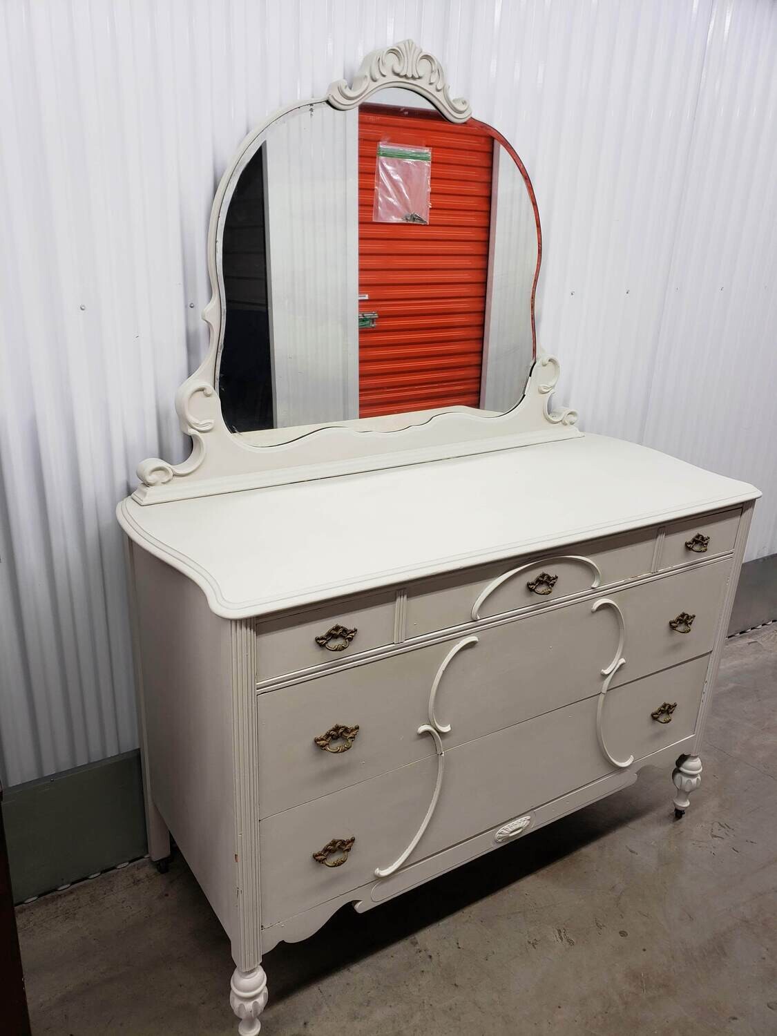 Antique 3-drawer Dresser w/mirror, off-white paint #2324