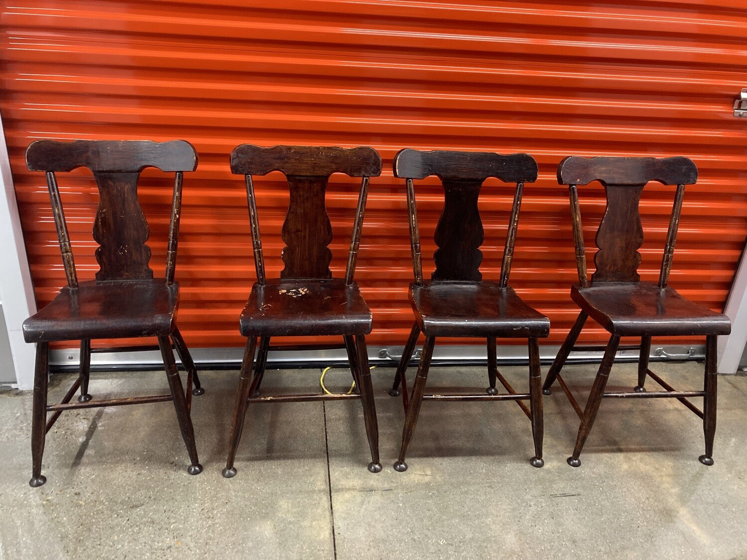 Set of 4 Vintage "Fiddle back" Chairs #1365