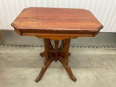 Victorian-style Parlor Table #2118