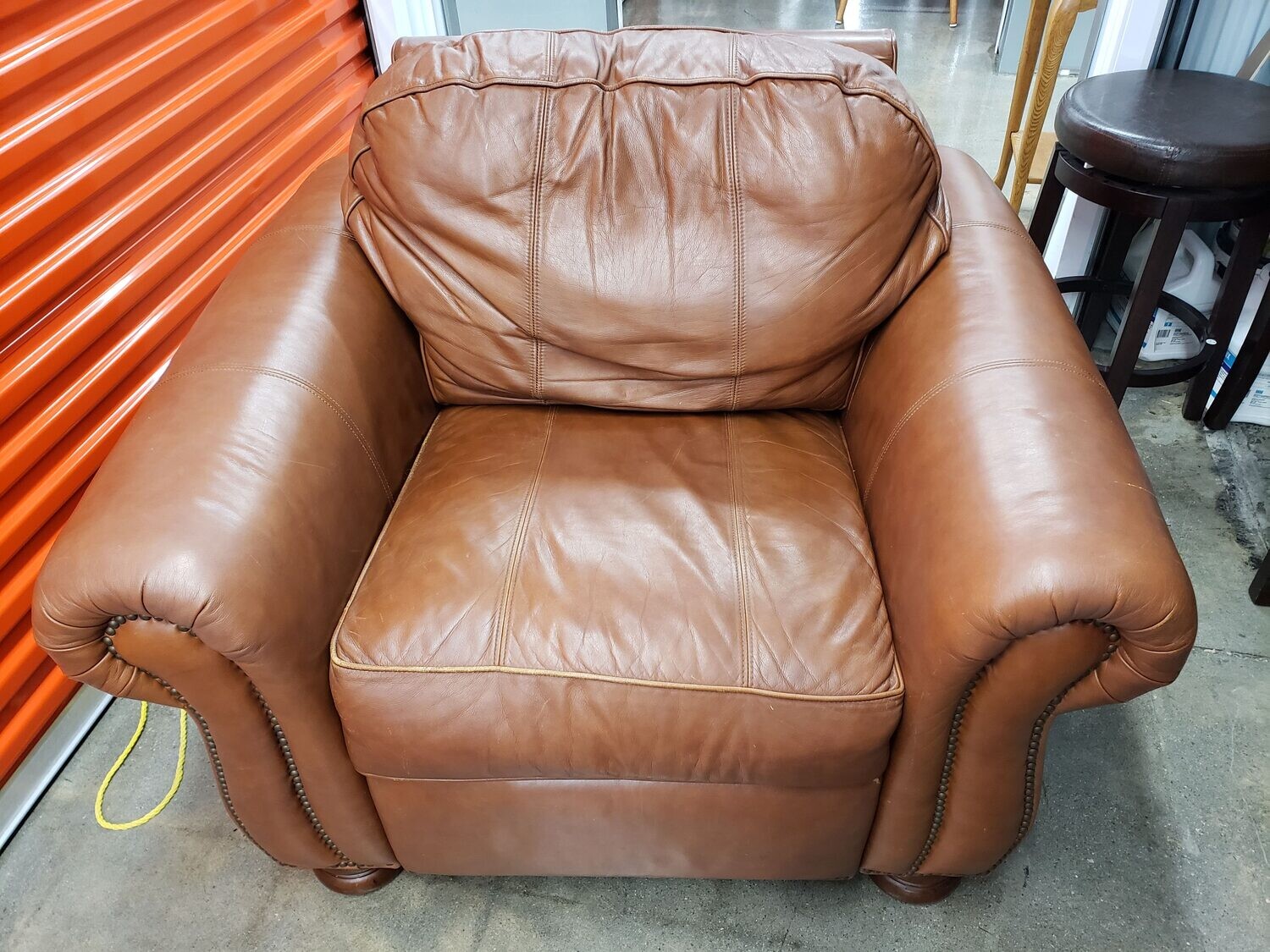 Thomasville Leather Recliner, small seam separation #1114