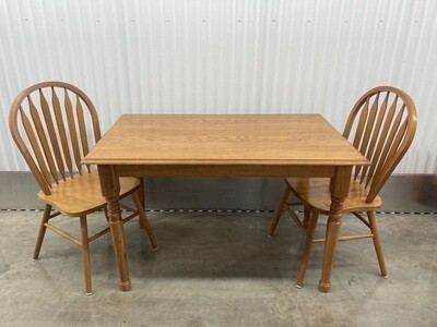 48" Oak Kitchen Table, 2 chairs - beautiful! #2133