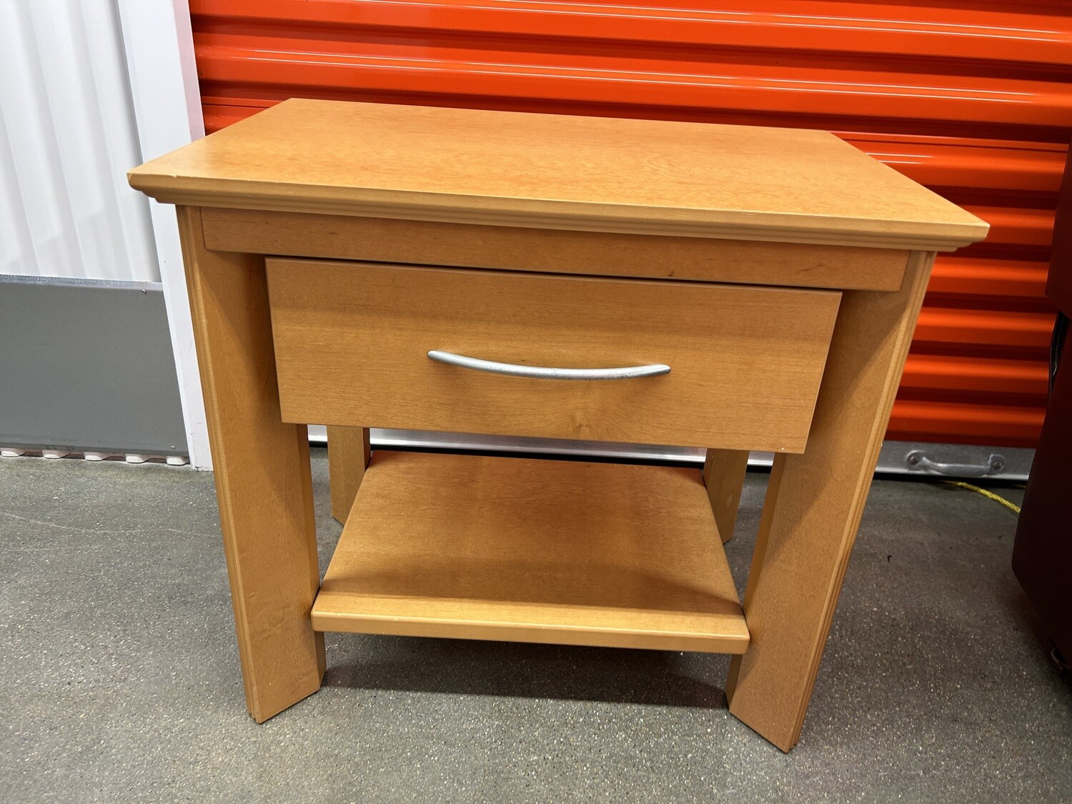 Blonde Nightstand / End Table #2118