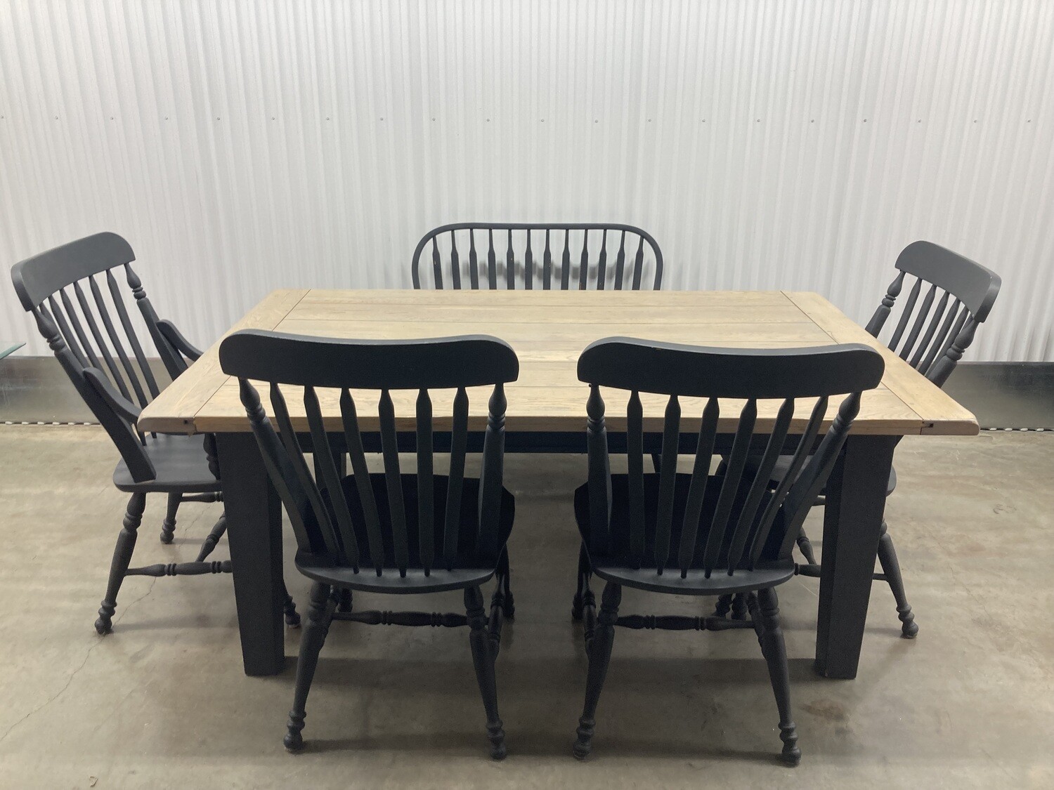 ** Farmhouse-style Table Set, 4 chairs & bench, opens to 9 ft! #1115