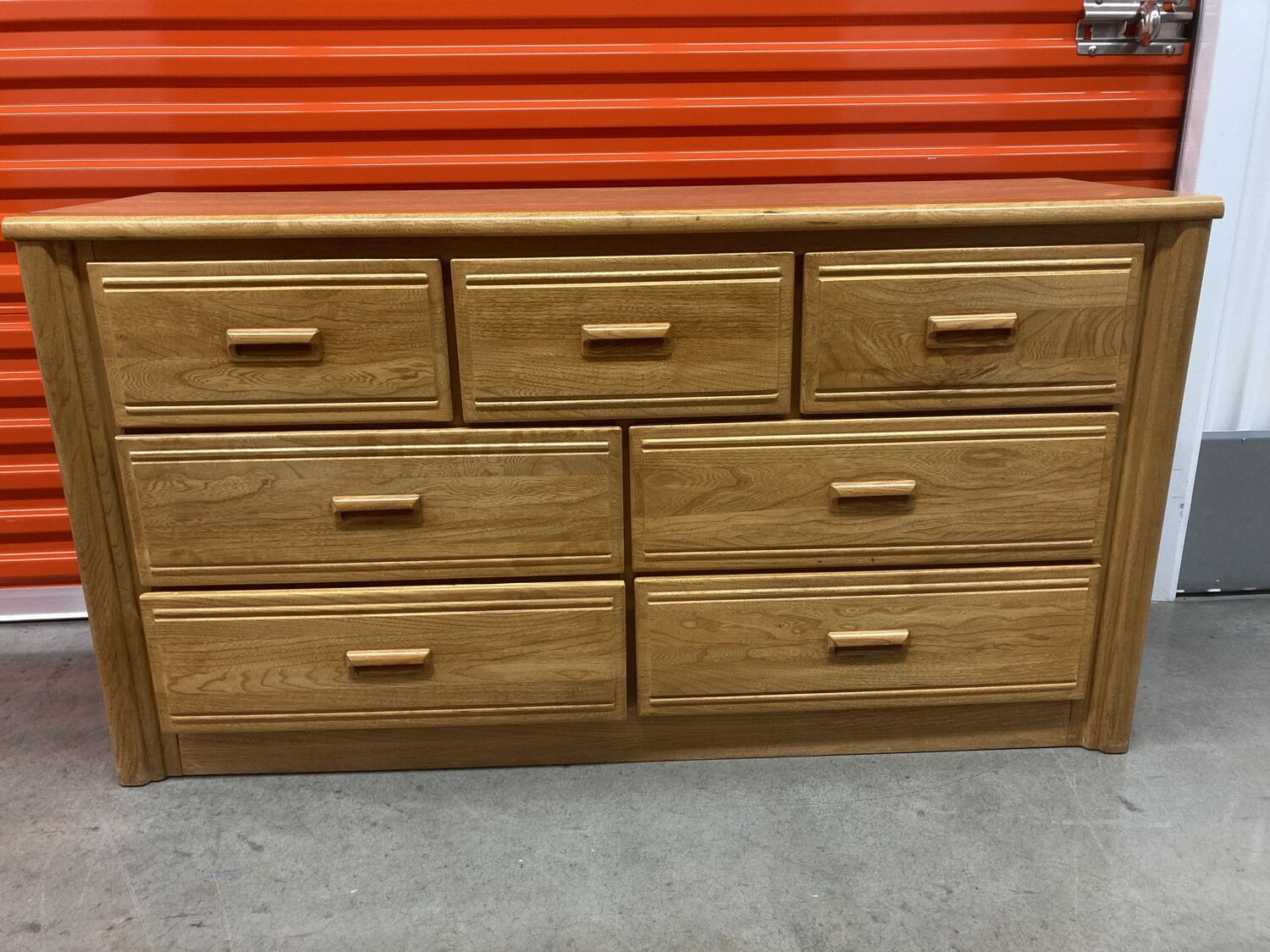 7-drawer Dresser, light oak color #2124