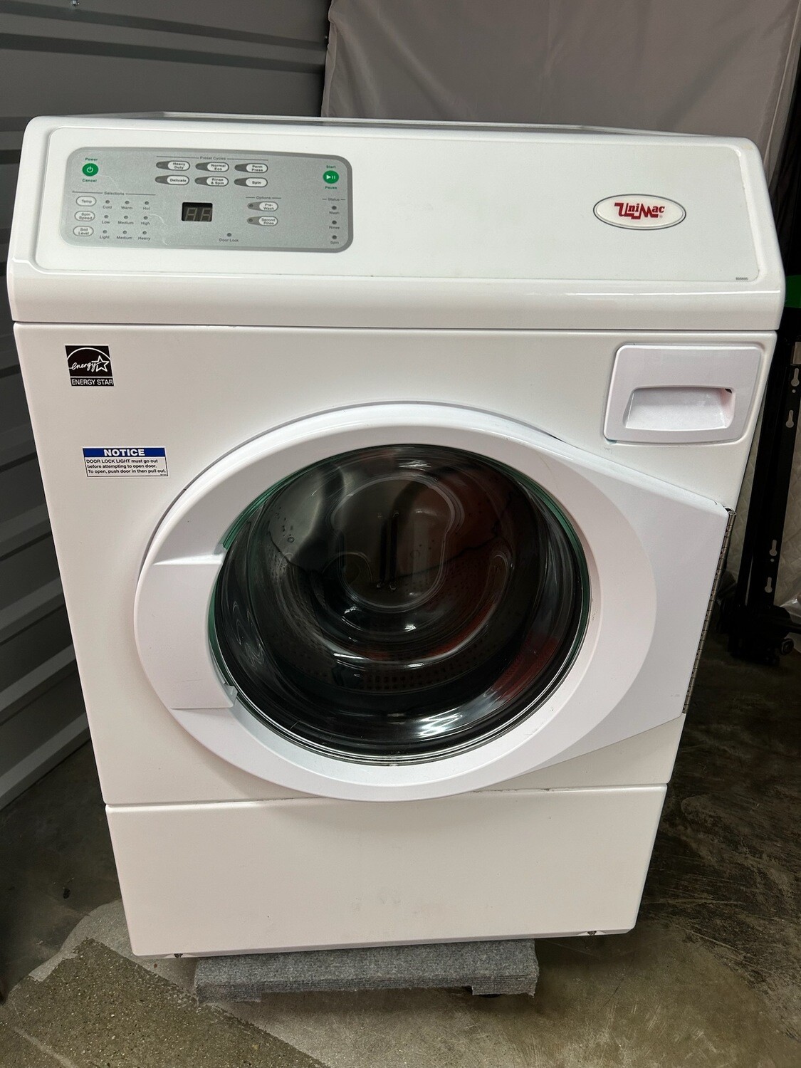** UniMac Light Commercial Washer, front load 1148