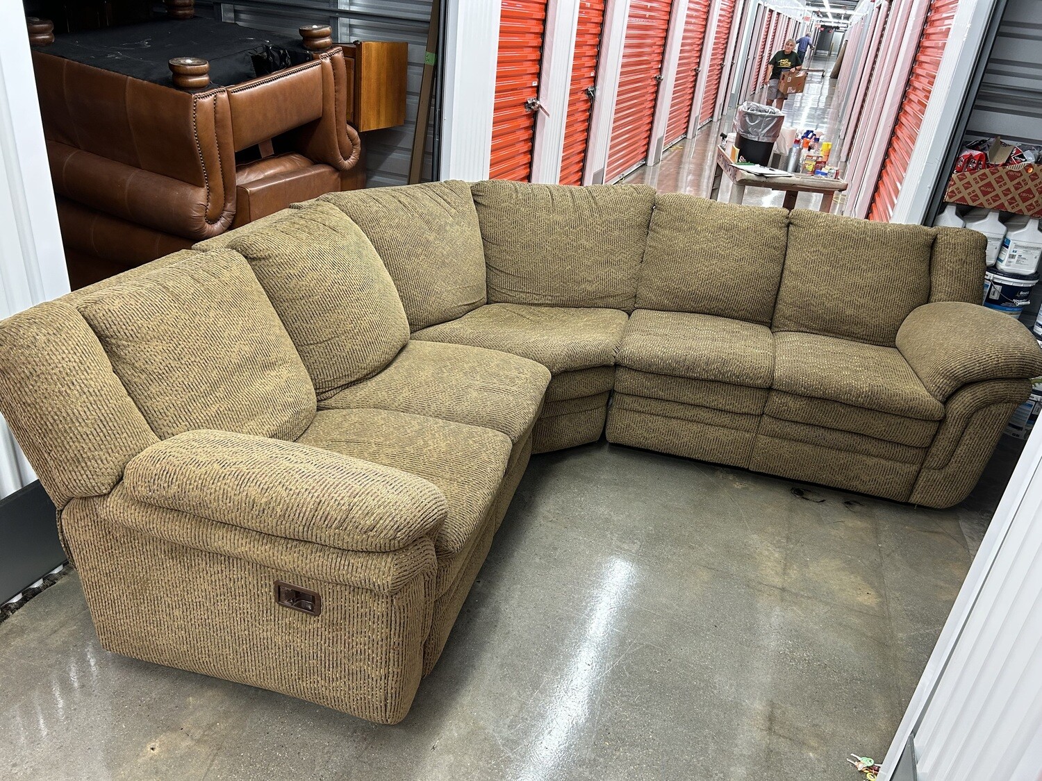 4piece Sectional Sofa w/recliners 1114