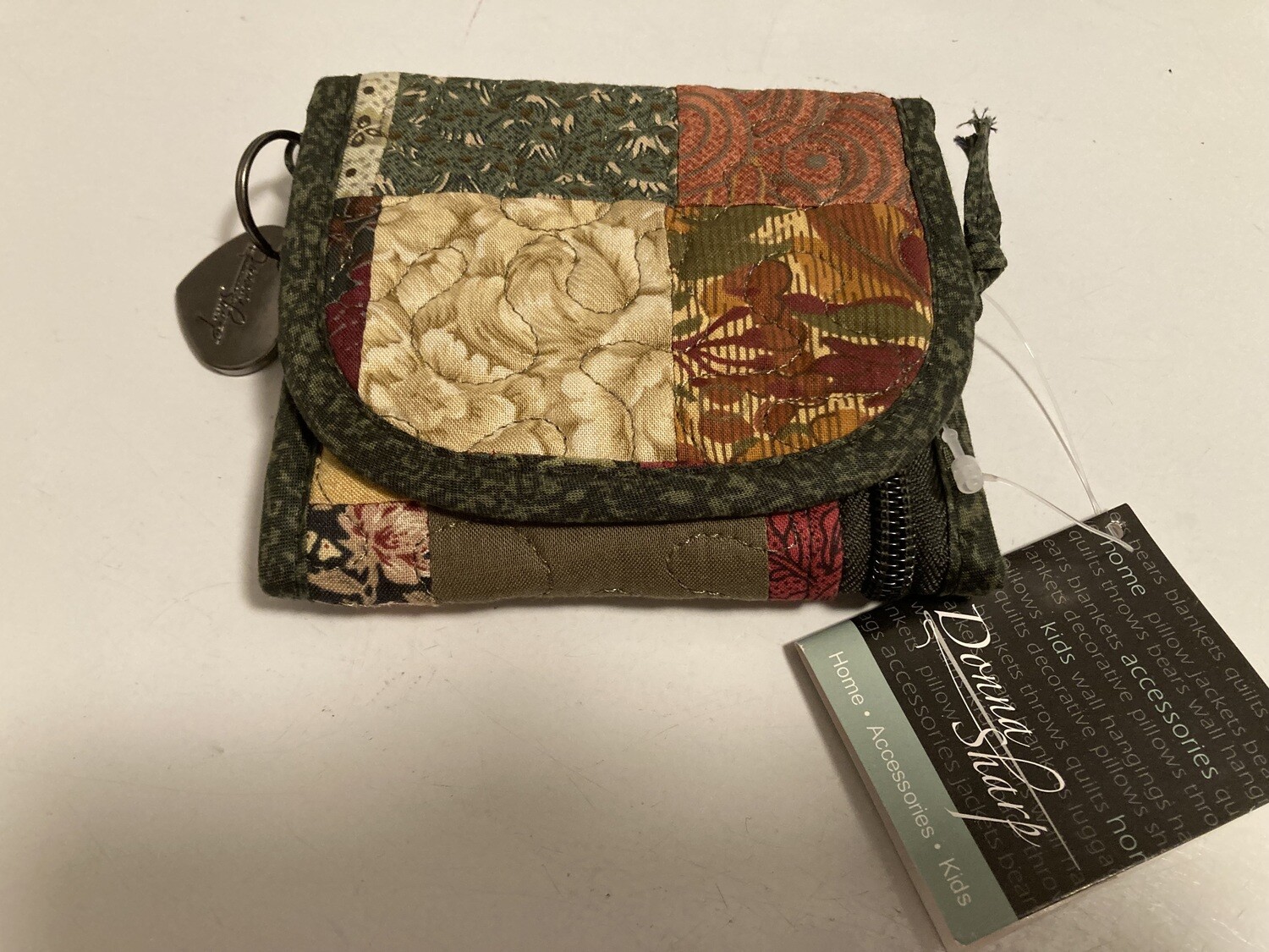 New! Donna Sharp fabric wallet (WLT15) #2314
